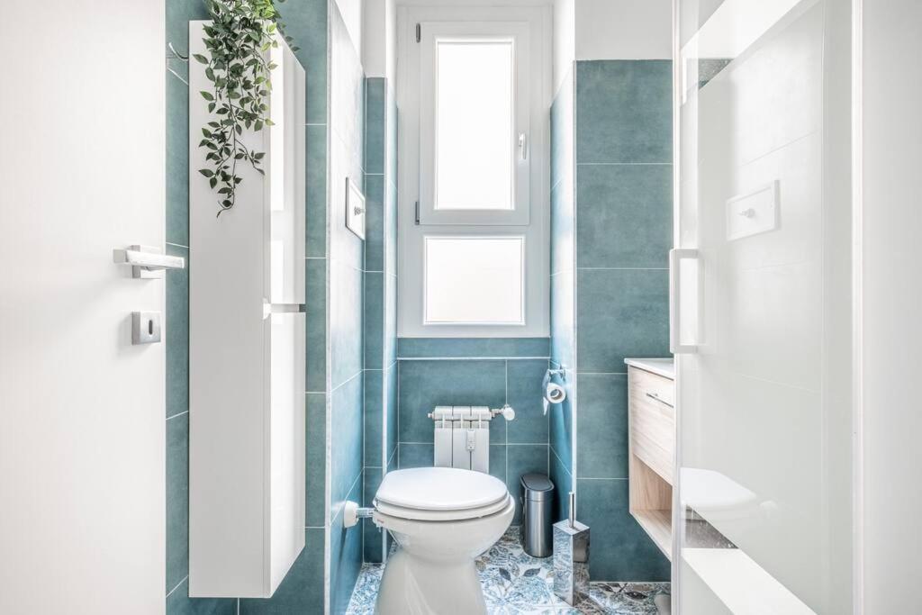 Artistic House Navigli-Duomo Netflix & Design Apartment Milan Bagian luar foto